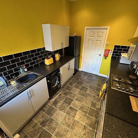 Large Ground Floor Apartment - South Shields - 3 Minutes From South Tyneside Hospital, 8 Minutes From Beach Extérieur photo
